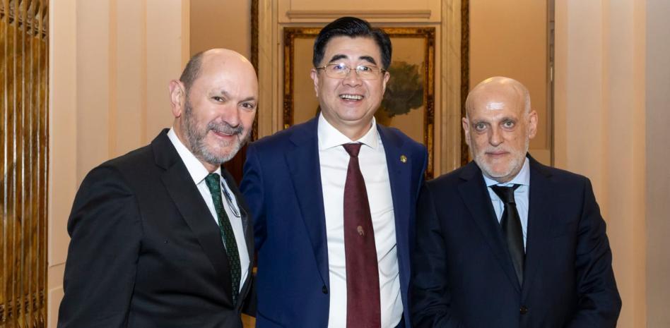 九游会登录入口-记者:中国足协与西甲合作为3年,将派中国教练赴西甲培训